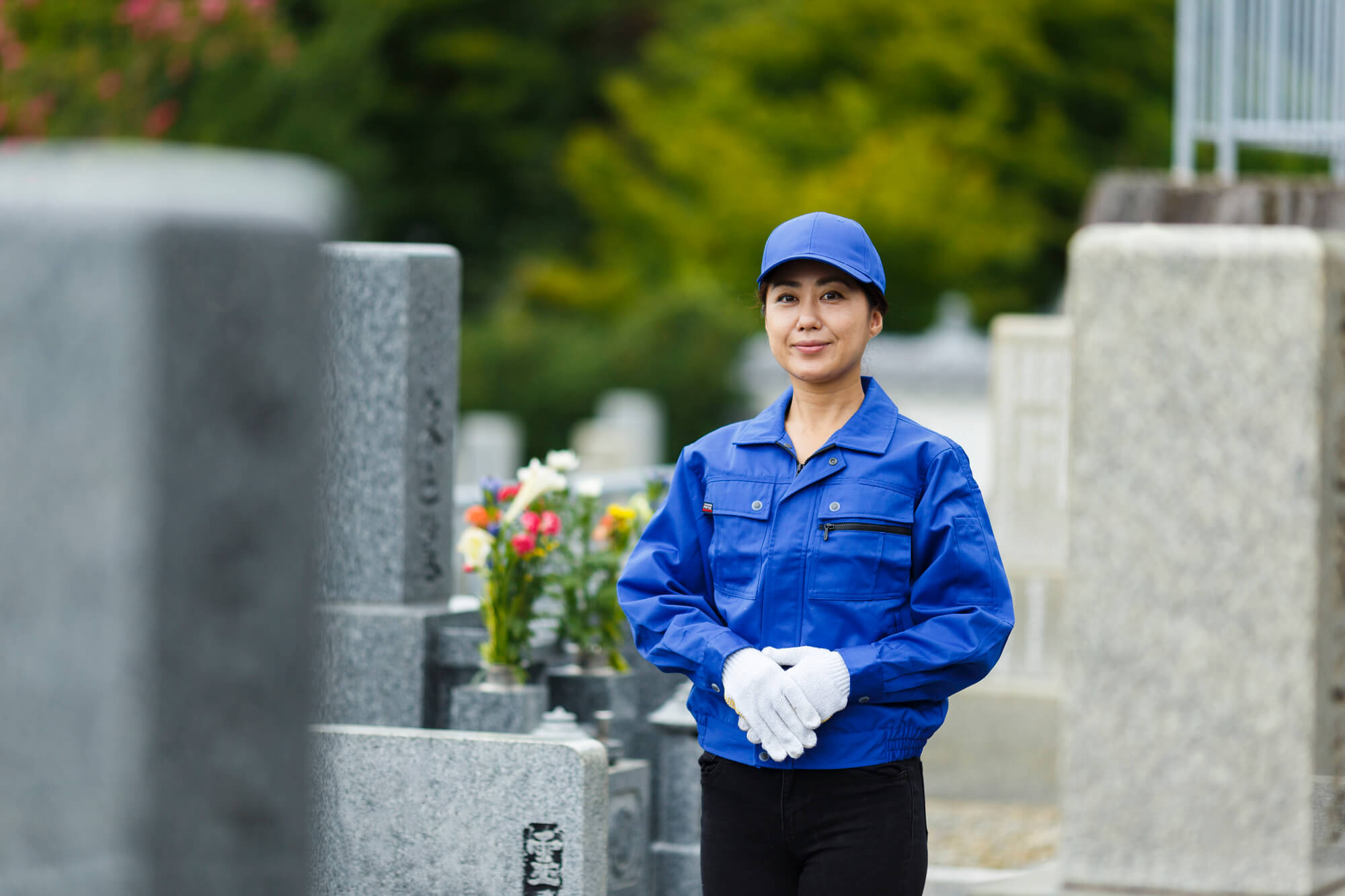 「自分で行う」か「代行業者に頼む」か?